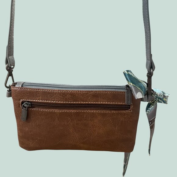 LOW START - MONTANA WEST CROSSBODY BAG NWOT - Picture 3 of 5